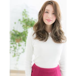 ウルフパーマでセミウェットウェーブ - 髪質改善 完全完結型個室サロン people[  ] 勝どき 美容室NEW OPEN 12月1日【カミシツカイゼンカンゼンカンケツガタコシツサロン ピープルスペースカチドキ ビヨウシツ】掲載中