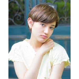 耳かけが大人かわいいエッジショート - 髪質改善 完全完結型個室サロン people[  ] 勝どき 美容室NEW OPEN 12月1日【カミシツカイゼンカンゼンカンケツガタコシツサロン ピープルスペースカチドキ ビヨウシツ】掲載中