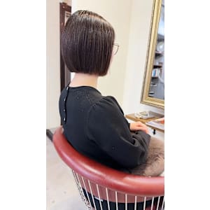 切りっぱなしボブ - Lourdes hair design【ルルドヘアーデザイン】掲載中