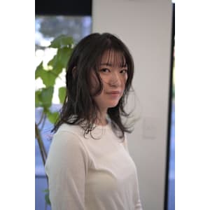 髪質改善カラーオリーブグレー - every【エヴリィ】掲載中