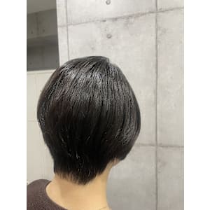 レイヤー＋ショートボブ - newi 池袋【ネウィ イケブクロ】掲載中