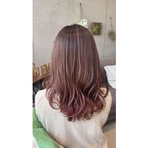 さりげなく垢抜ける裾カラー - EMU international 春日部本店【エムインターナショナル】掲載中