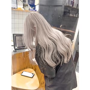 enne 新宿×スタイル