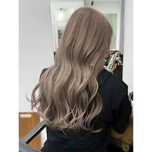 enne 新宿×スタイル