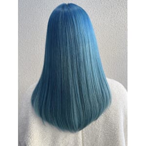 アクアブルー/リタッチカラー/ハイレイヤーカット - artina 町田店 【アルティナ】【アルティナ マチダテン】掲載中