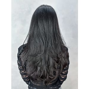 ロング顔周りレイヤーオリーブグレー_ba573051 - IT by ALBUM 下北沢店【アイティーバイアルバム シモキタザワテン】掲載中