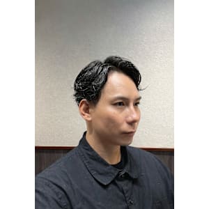 ツーブロック - UN businessman barber【ユーエヌ ビジネスマン バーバー】掲載中