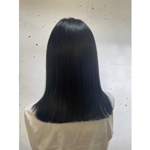 ダークブルー×ミディアムスタイル - Lourdes hair design【ルルドヘアーデザイン】掲載中