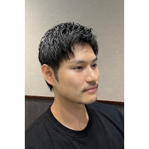 ツーブロック - UN businessman barber【ユーエヌ ビジネスマン バーバー】掲載中