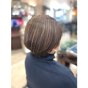 ハイライトのショートボブ - elle brille 用賀【エル プリエ ヨウガ】掲載中