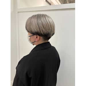 エンドカラー/ホワイトベージュ/刈り上げ女子 - Eleanor spa&treatment 立川北口【エレノア スパアンドトリートメント タチカワキタグチ】掲載中