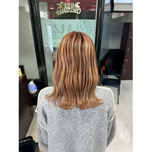 ハイトーンカラー - AIZU本厚木 白髪ぼかし ハイライト バレイヤージュ 髪質改善【アイズホンアツギ シラガボカシ ハイライト バレイヤージュ カミシツカイゼン】掲載中