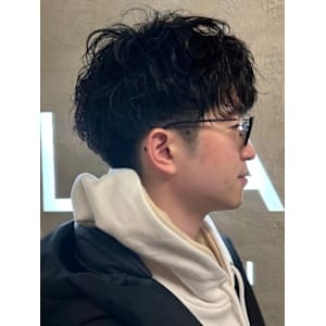 刈り上げツーブロック ニュアンスパーマ カジュアル 20代 - 全室完全個室Men's hair salon STELLA【メンズヘアーサロンステラ】掲載中