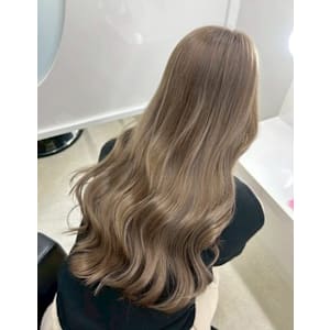 全席個室美容室 Zina Maison 札幌×スタイル