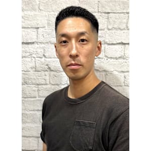 スキンフェード×大人ショート - グレイスフルバーバー プラチナム【グレイスフルバーバー プラチナム】掲載中