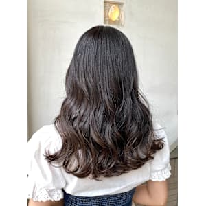 【韓国風ウェーブ】弱めレイヤーカット・艶グレージュ - Casii 【カシー】【カシー】掲載中
