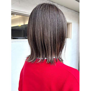 クラゲヘアー/オリーブグレー/黒髪/ココアベージュ/小顔/松 - Alpha【アルファ】掲載中