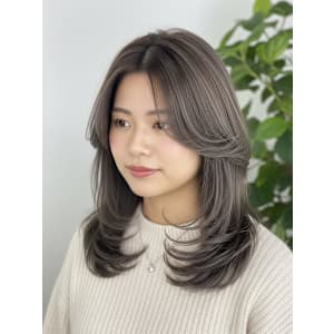 グレーブラウン/ハイレイヤーカット/小顔みせくびれカット - FURUSHO 栄店【フルショウ サカエテン】掲載中