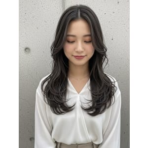 グレーブラウン/ハイレイヤーカット/くびれ巻き/小顔みせヘア - FURUSHO 苦楽園【フルショウクラクエン】掲載中