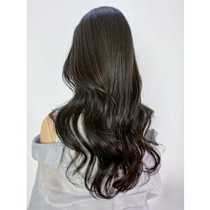 ロング韓国ヘアオリーブグレー_ba568931 - IT by ALBUM 藤沢店【アイティー バイ アルバム】【アイティー バイ アルバム】掲載中