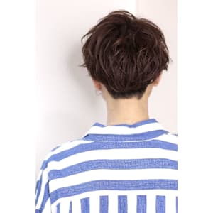 ゆるっとパーマの外国人風センターパート - LIPPS hair 梅田【リップスヘアー】【リップスヘアー ウメダ】掲載中