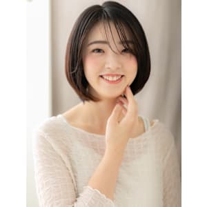 リタッチカラーグレーブラウン大人美人黒髪丸みボブ30代40代 - COVER HAIR & SPA bliss【カバーヘア アンド スパ ブリス】浦和/浦和西口店【カバー ヘア アンド スパ ブリス ウラワ ウラワニシグチテン】掲載中