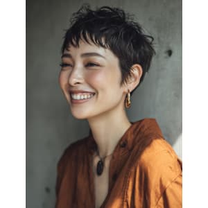 ショートヘアー