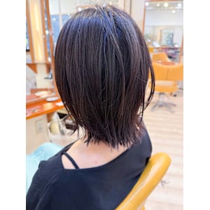 【morio成増/児玉】　ミディアムレイヤー　暗髪