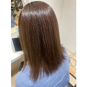 グレージュ系カラー