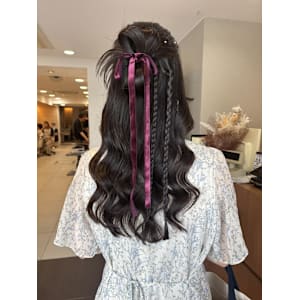 カチモリハーフアップヘアアレンジリボンアレンジ - NYNY 桂店【ニューヨークニューヨーク カツラテン】掲載中