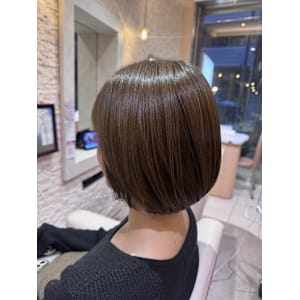 ボブショート×オリーブベージュ - VISAGE plus【ヴィサージュ プラス】【ヴィサージュ プラス】掲載中