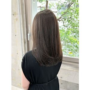 韓国顔まわりレイヤーカットグレージュオリーブベージュブラウン - Dijon 髪質改善×縮毛矯正×りんご幹細胞トリートメント 自由ヶ丘【ディジョン カミシツカイゼン シュクモウキョウセイ リンゴカンサイボウトリートメント ジユウガオカ】掲載中