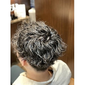 神田スパイラル - ヘアーモードキクチ 神田日銀通り店【ヘアーモードキクチ】掲載中
