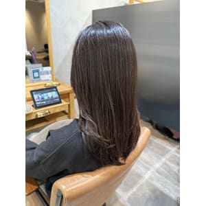 ベージュ系カラー