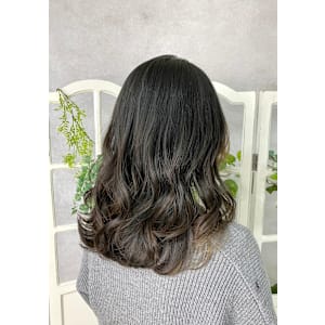 レイヤーカット・ウェーブヘア・TOKIO超音波トリートメント - HAIR&MAKE STUDIO MIMURO【ヘアメイク スタジオ ミムロ】掲載中