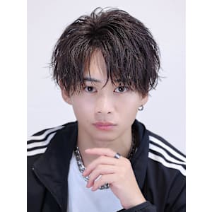 2wayセンターパート - LIPPS hair 難波【1/16 NEW OPEN】【リップス ヘアー ナンバ】掲載中