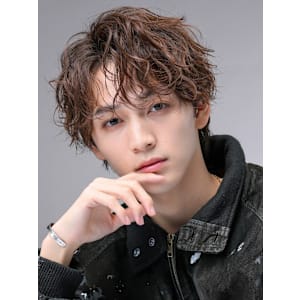 ツイストスパイラル波巻きセンターパート！ - LIPPS hair 難波【1/16 NEW OPEN】【リップス ヘアー ナンバ】掲載中