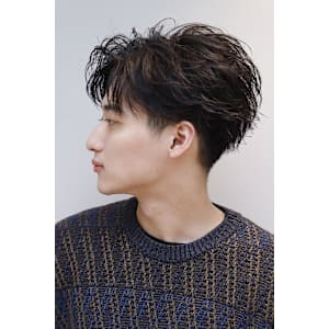 毛流れスパイラルセンターパート - LIPPS hair 難波【1/16 NEW OPEN】【リップス ヘアー ナンバ】掲載中