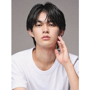 ナチュラル毛流れセンターパート - LIPPS hair 難波【1/16 NEW OPEN】【リップス ヘアー ナンバ】掲載中