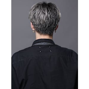 パールシルバーで魅せるナチュラル韓流ショート - LIPPS hair 難波【1/16 NEW OPEN】【リップス ヘアー ナンバ】掲載中