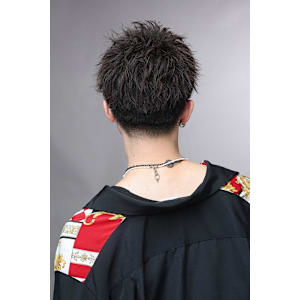 ファントムアッパー - LIPPS hair 難波【1/16 NEW OPEN】【リップス ヘアー ナンバ】掲載中