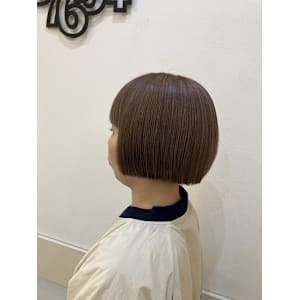 刈り上げ美髪シルキーカラー