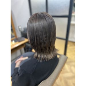 ブリーチありグレージュ - aroot 町田店 酸性縮毛矯正/髪質改善カラー【アルート マチダテン サンセイシュクモウキョウセイ カミシツカイゼンカラー】掲載中