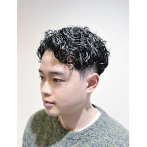 メンズカット＋スパニッシュカール（特殊系パーマ）＋トリートメ - 【メンズ個室サロン】ALL DAY HELLO'S【メンズコシツサロン オールデイハローズ】掲載中