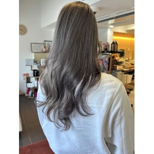 ダブルカラー透明感イルミナカラーホワイトベージュ - NYNY 桂店【ニューヨークニューヨーク カツラテン】掲載中