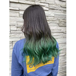 グラデーションカラーグリーン - NYNY 桂店【ニューヨークニューヨーク カツラテン】掲載中