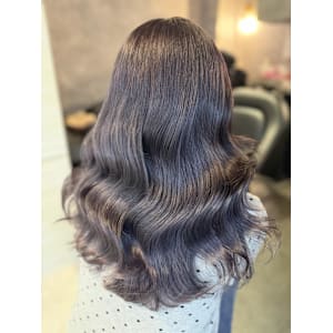 《三宅悠斗》ラベンダーグレージュ/ブリーチ/大宮 - elu by lovis【エル バイ ラビス】掲載中