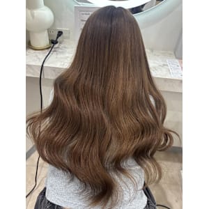 小顔ヘア/髪質改善/ブリーチなしカラー/ヘアアレンジ