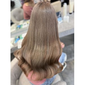 小顔ヘア/髪質改善/ブリーチなしカラー/ヘアアレンジ