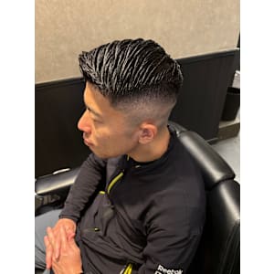 ハードパート - Bro Tokyo BARBERSHOP 神田店 MEN'S専門理容室【ブロートーキョーバーバーショップカンダテンメンズセンモンリヨウシツ】掲載中
